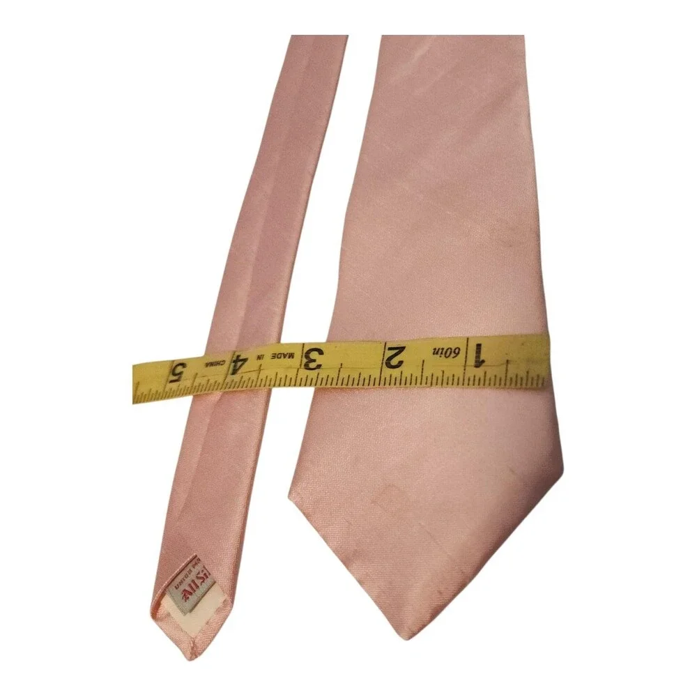 Vintage Pink Silk Tie Mens Classic Satin Solid Necktie NWT NOS
